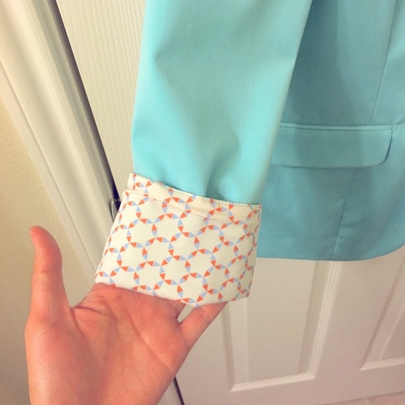 Jacket - Picture 5 of 7